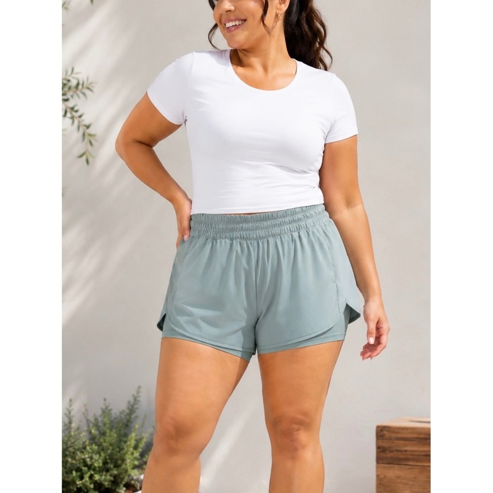 Avia Women's XXL Active Shorts Running Shorts Bike Liner Pockets Sage Green